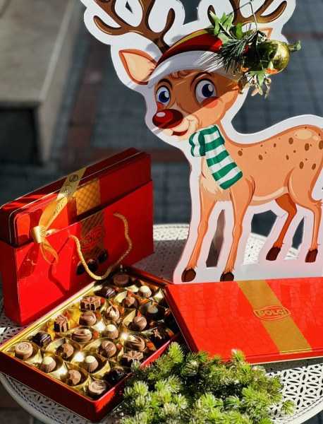 Kırmızı teneke kutu 